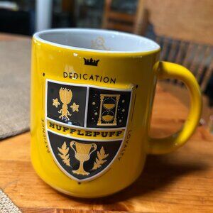 Universal Studios Wizarding World Harry Potter Hufflepuff Attribute Mug 16oz B85